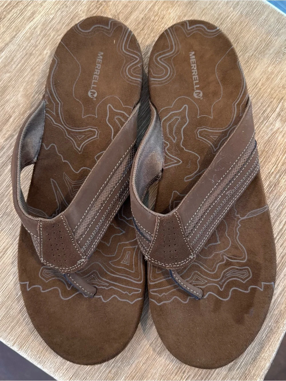 Merrell Men’s Air Cushion Leather Flip Flops Brown Comfort Sandals Size 14 NWOT